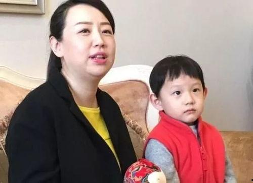 崔娜蒂红的老公,背后的神秘力量