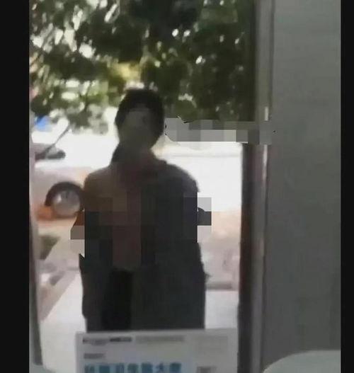 情侣公园活春官视频,揭秘公园浪漫瞬间