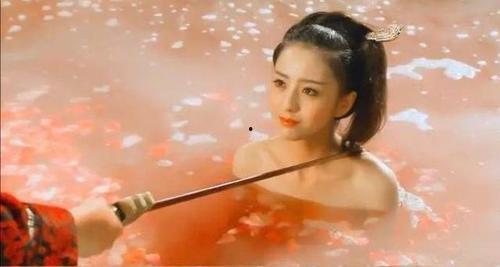 女明星被看洗澡,女明星隐私泄露事件引发热议