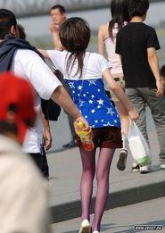 武汉丝袜女图,街头时尚新潮流